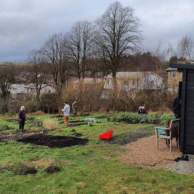 Hedgerow planting at Wadsworth Lane Market Garden