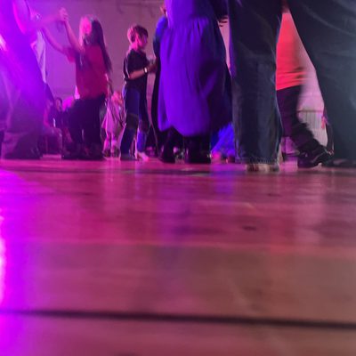 SUMMER at Wainsgate: Sun Swarms - a family movement workshop